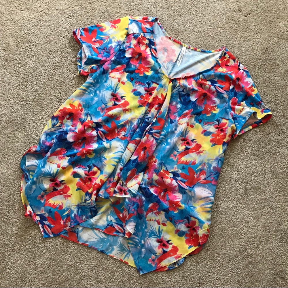 Tropically Floral Plus Size Top